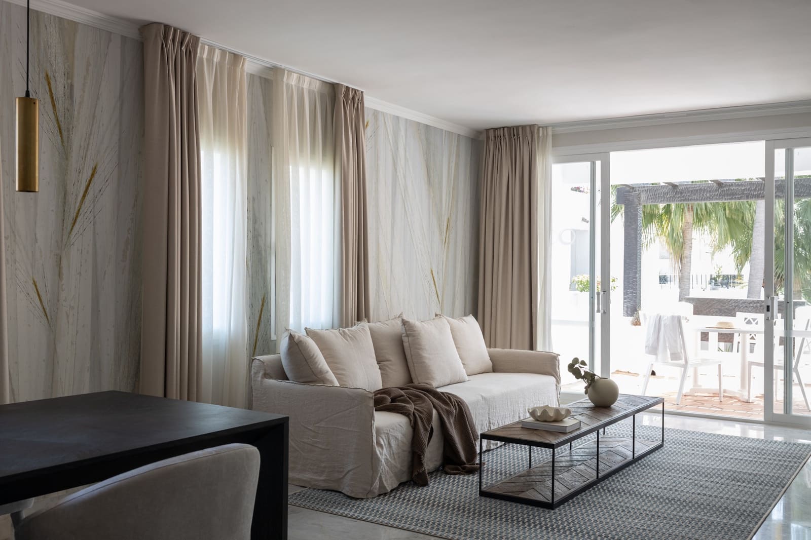 3 bedroom Penthouse for rent in Marbella with pool garage - € 15,000 (Ref: 8614264)