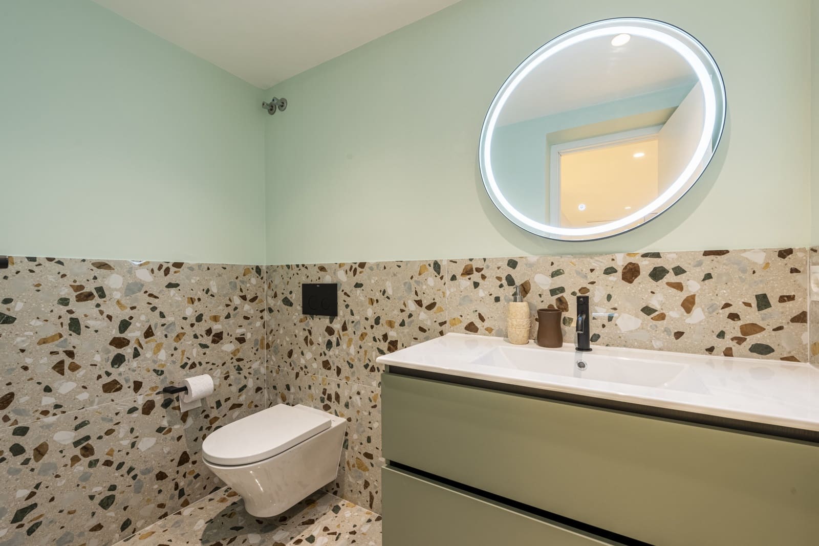 3 slaapkamer Appartement te koop in Marbella met zwembad garage - € 1.595.000 (Ref: 8630106)