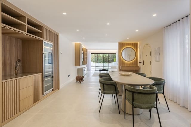3 chambre Appartement à vendre à Marbella avec piscine garage - 1 250 000 € (Ref: 8630106)