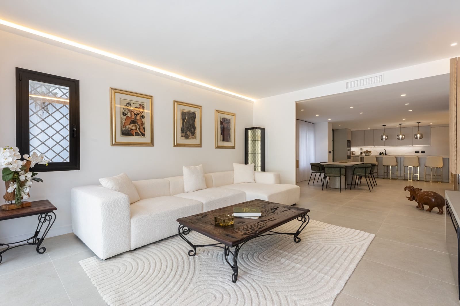 Apartamento de 3 habitaciones en Marbella en venta con piscina garaje - 1.325.000 € (Ref: 8630106)