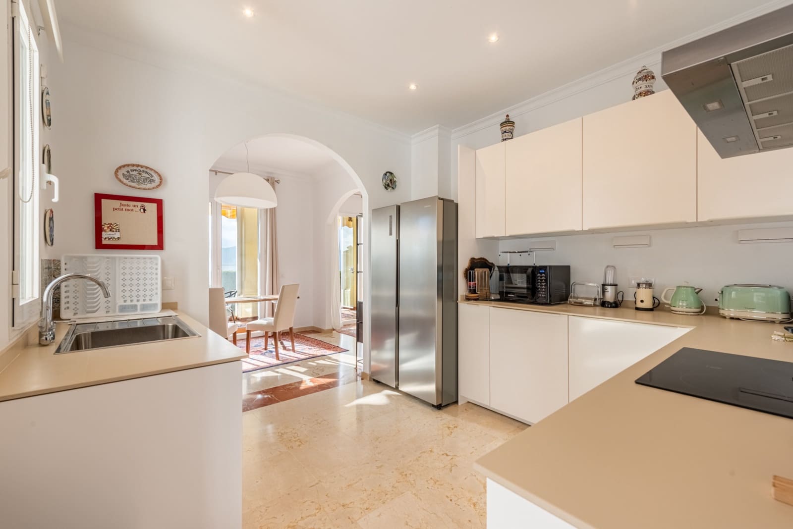 4 chambre Villa/Maison à vendre à Istan avec piscine garage - 965 000 € (Ref: 8636502)