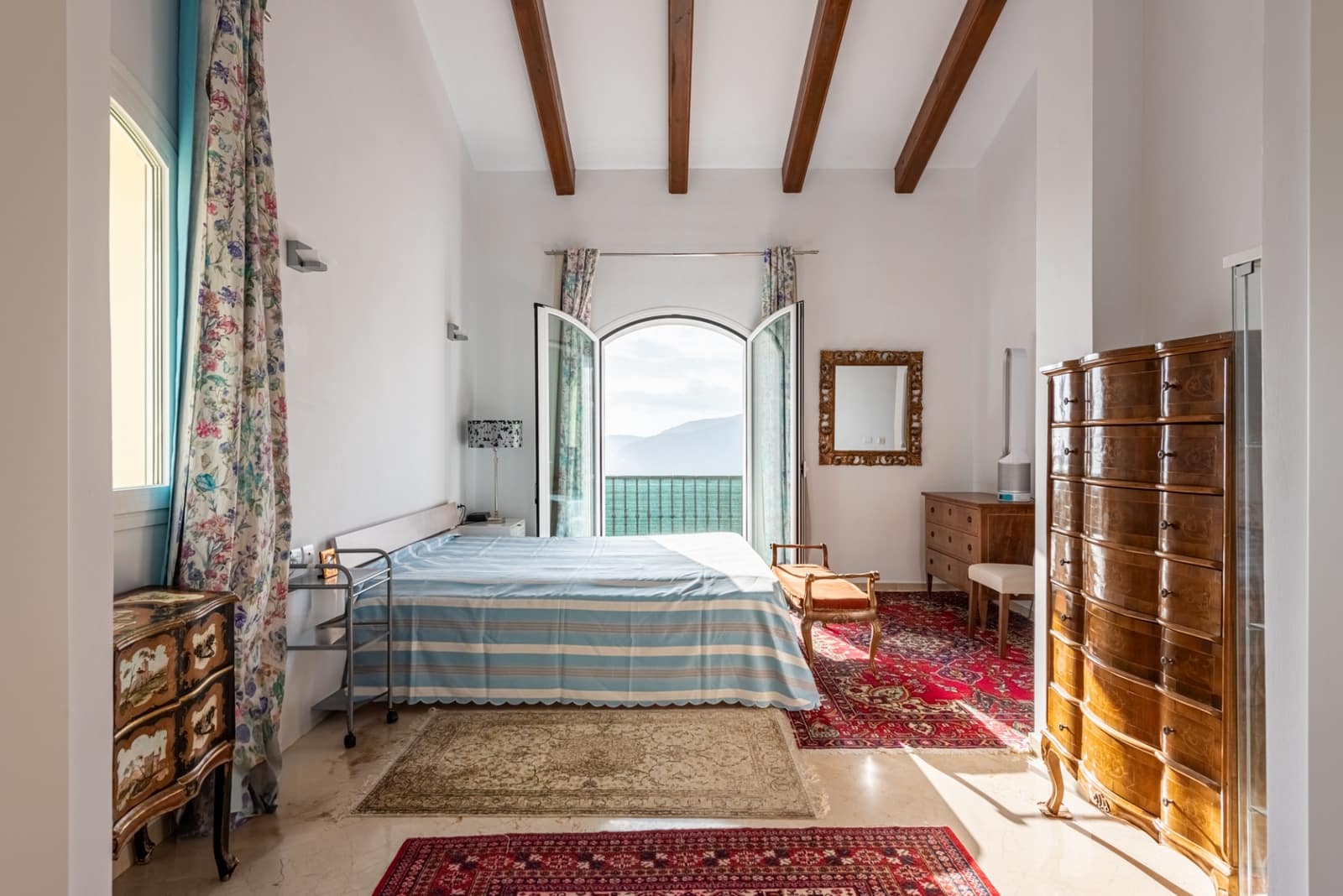 4 chambre Villa/Maison à vendre à Istan avec piscine garage - 965 000 € (Ref: 8636502)