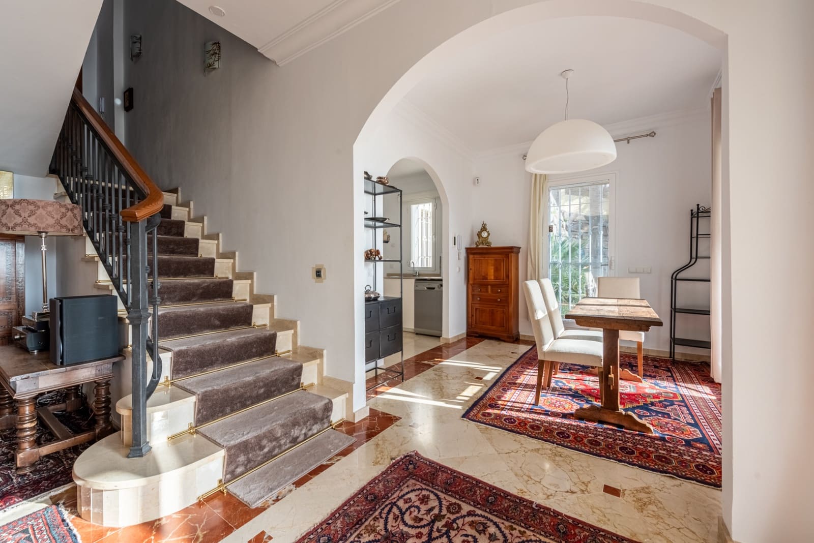 4 chambre Villa/Maison à vendre à Istan avec piscine garage - 965 000 € (Ref: 8636502)