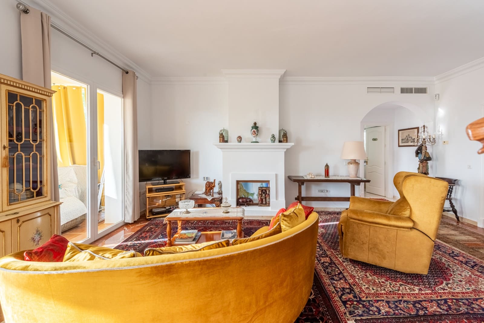 4 chambre Villa/Maison à vendre à Istan avec piscine garage - 965 000 € (Ref: 8636502)