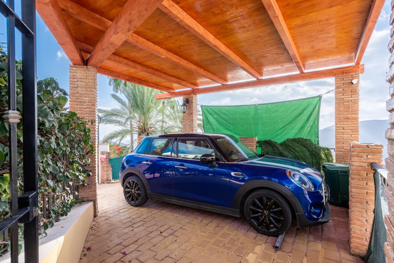 4 chambre Villa/Maison à vendre à Istan avec piscine garage - 965 000 € (Ref: 8636502)