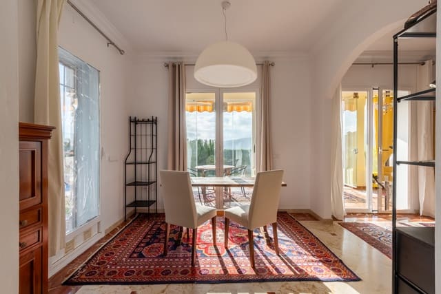 4 soverom Villa til salgs i Istán med svømmebasseng garasje - € 965 000 (Ref: 8636502)