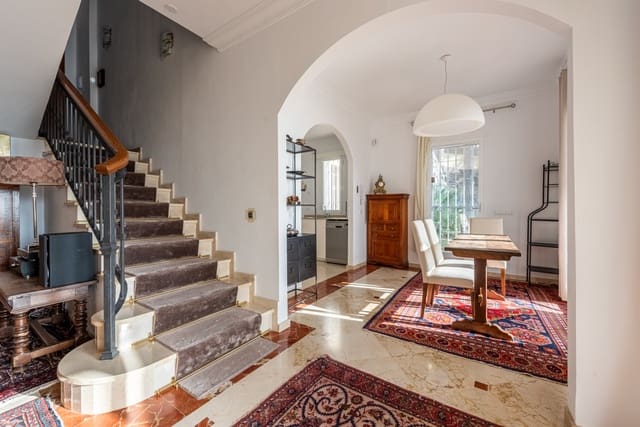 4 soverom Villa til salgs i Istán med svømmebasseng garasje - € 965 000 (Ref: 8636502)