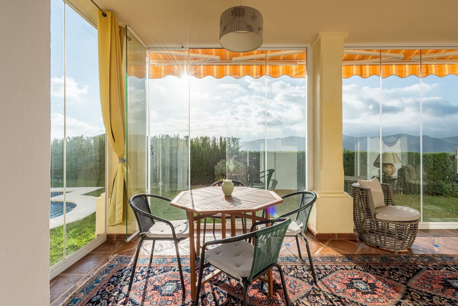 4 chambre Villa/Maison à vendre à Istan avec piscine garage - 965 000 € (Ref: 8636502)