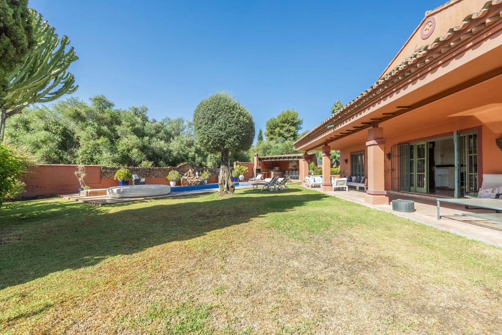 5 chambre Villa/Maison à vendre à Marbella avec piscine - 2 295 000 € (Ref: 8641088)