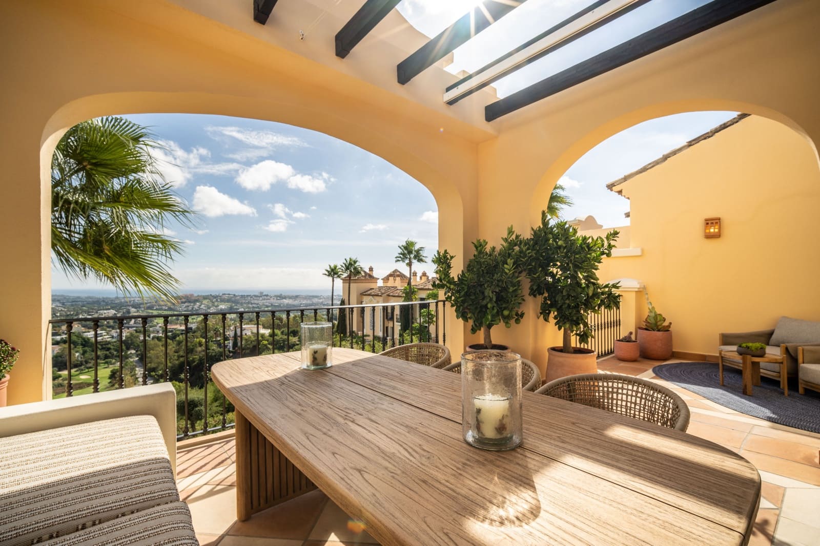 3 Zimmer Penthouse zu verkaufen in Benahavis mit Pool Garage - 1.375.000 € (Ref: 8645007)