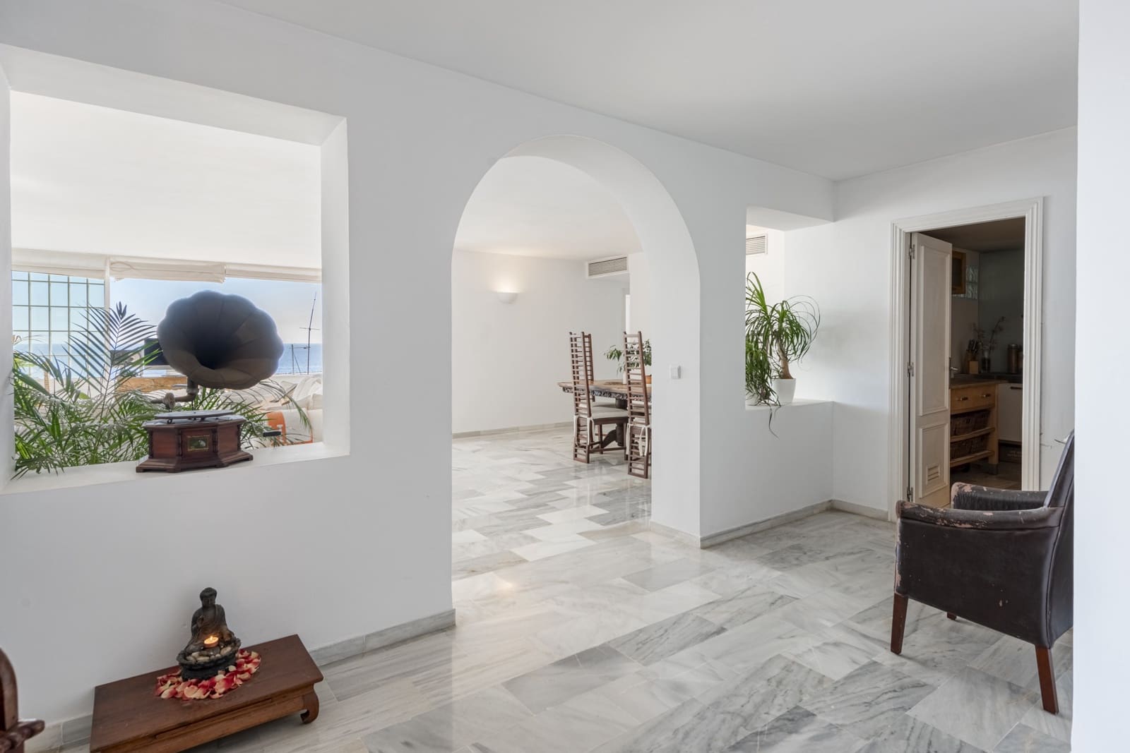 2 slaapkamer Appartement te koop in Puerto Banus met garage - € 1.150.000 (Ref: 8679711)