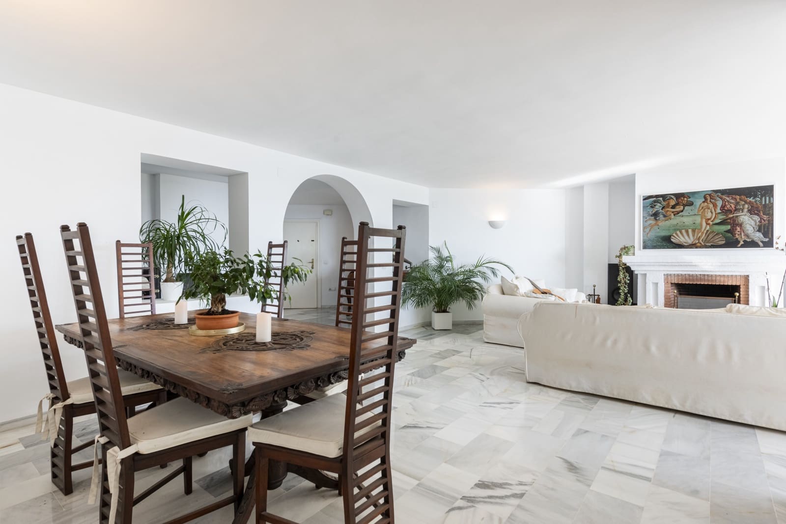 2 slaapkamer Appartement te koop in Puerto Banus met garage - € 1.150.000 (Ref: 8679711)