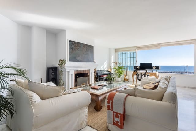 2 chambre Appartement à vendre à Puerto Banus, Marbella avec garage - 1 150 000 € (Ref: 8679711)