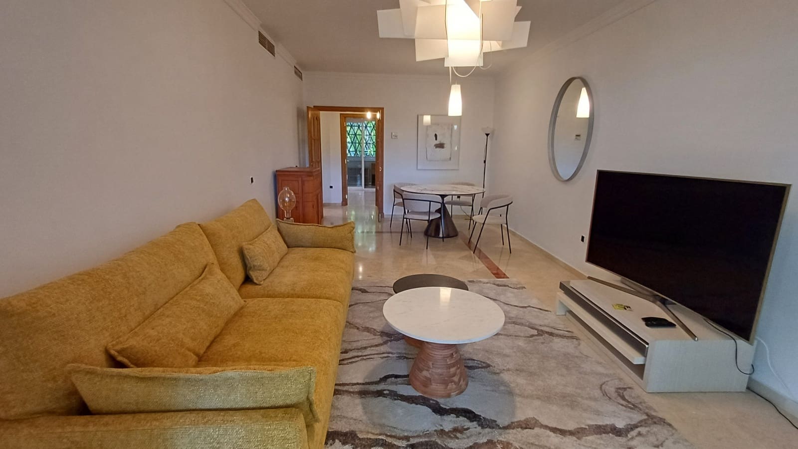 2 sovrum Lägenhet att hyra i Marbella med pool garage - 2 100 € (Ref: 8683085)