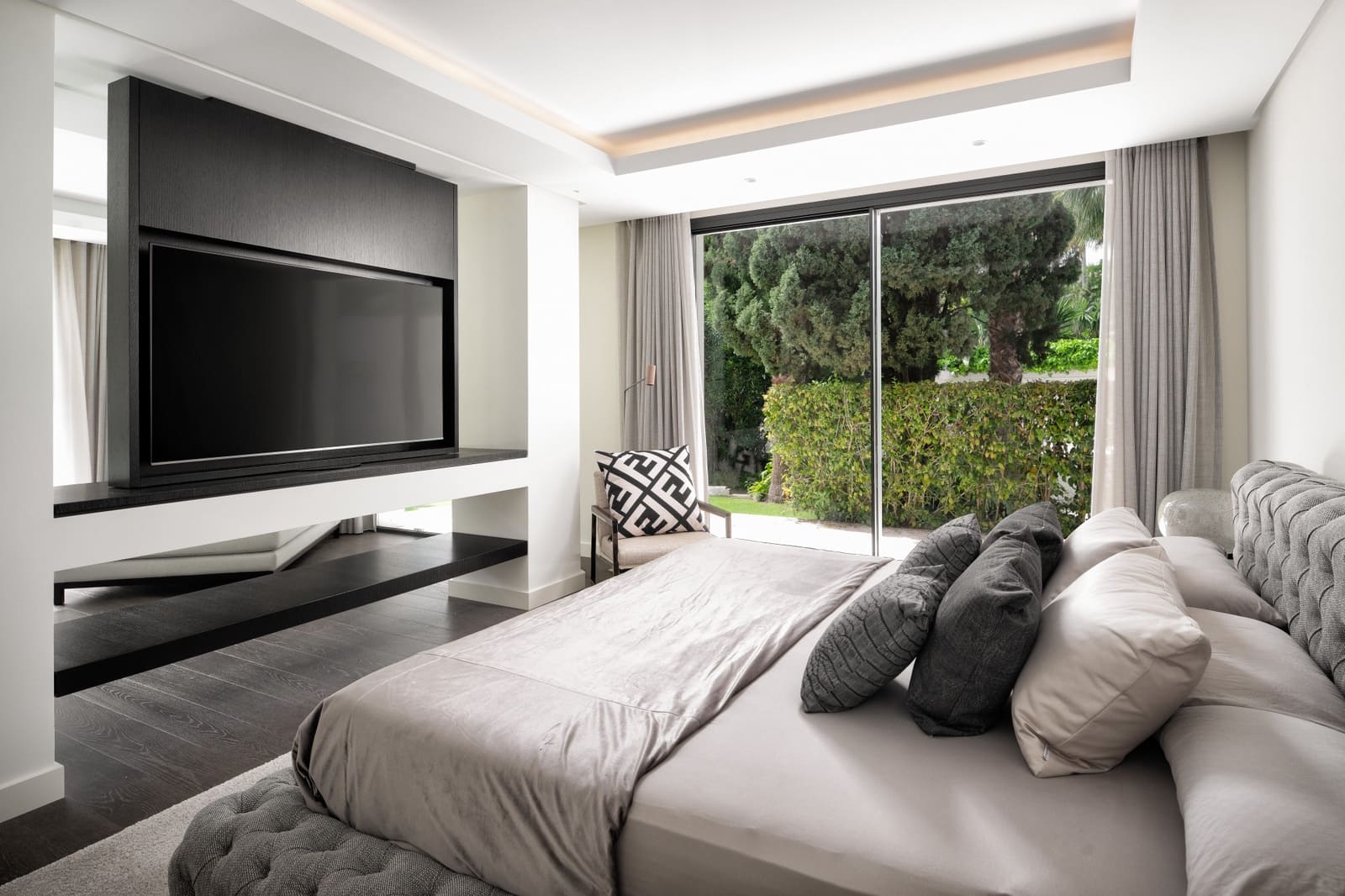 5 slaapkamer Villa te koop in Marbella met zwembad garage - € 5.795.000 (Ref: 8687456)