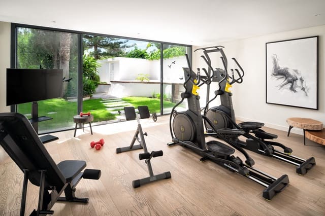 5 slaapkamer Villa te koop in Marbella met zwembad garage - € 5.795.000 (Ref: 8687456)