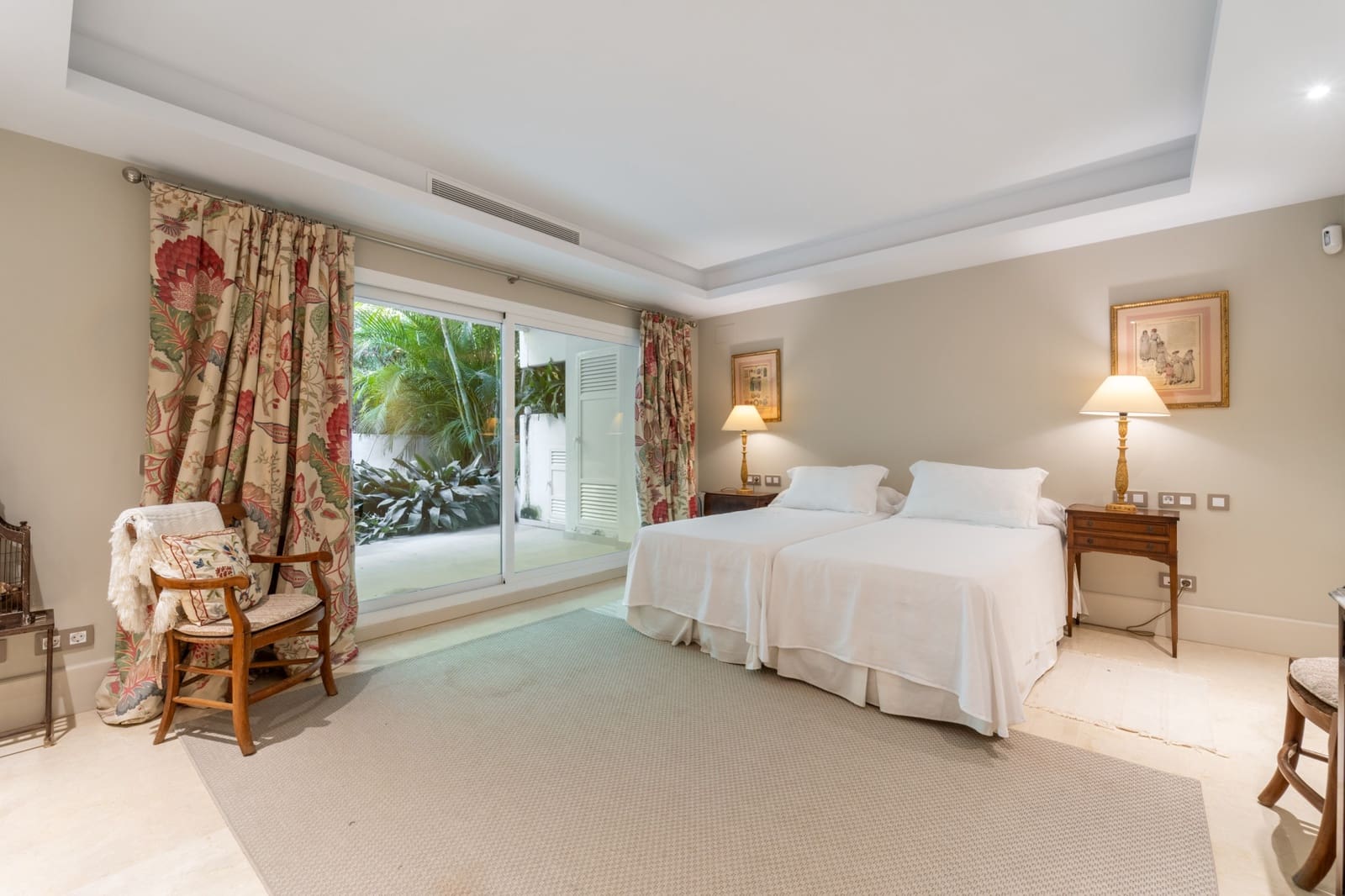 3 slaapkamer Appartement te koop in Marbella met zwembad garage - € 1.600.000 (Ref: 8691414)