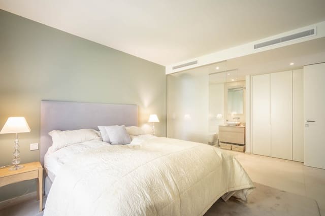 3 slaapkamer Appartement te koop in Marbella met zwembad garage - € 1.695.000 (Ref: 8696613)