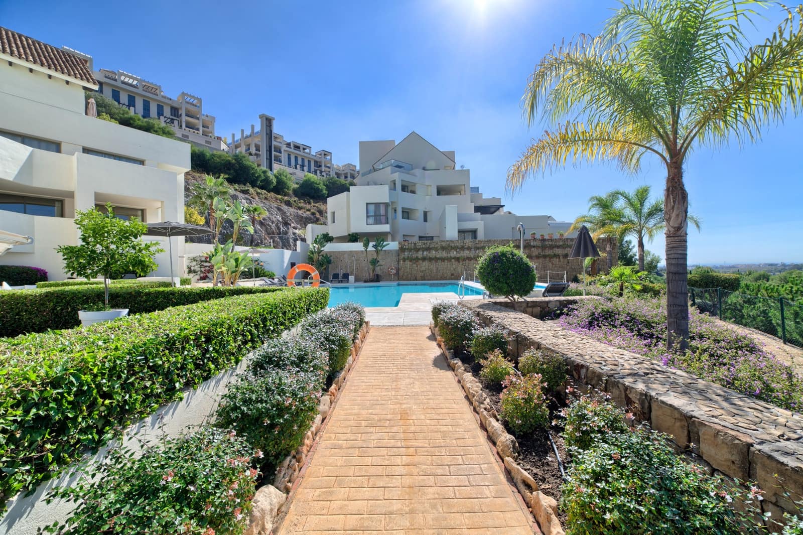 3 bedroom Penthouse for sale in Los Flamingos with pool garage - € 1,075,000 (Ref: 8697997)