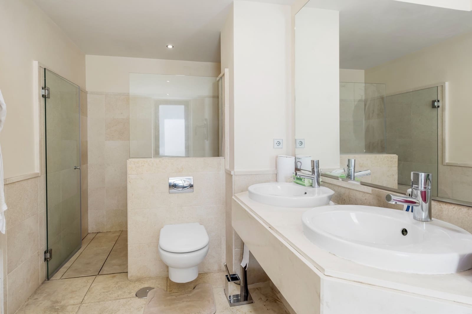 3 bedroom Penthouse for sale in Los Flamingos with pool garage - € 1,075,000 (Ref: 8697997)