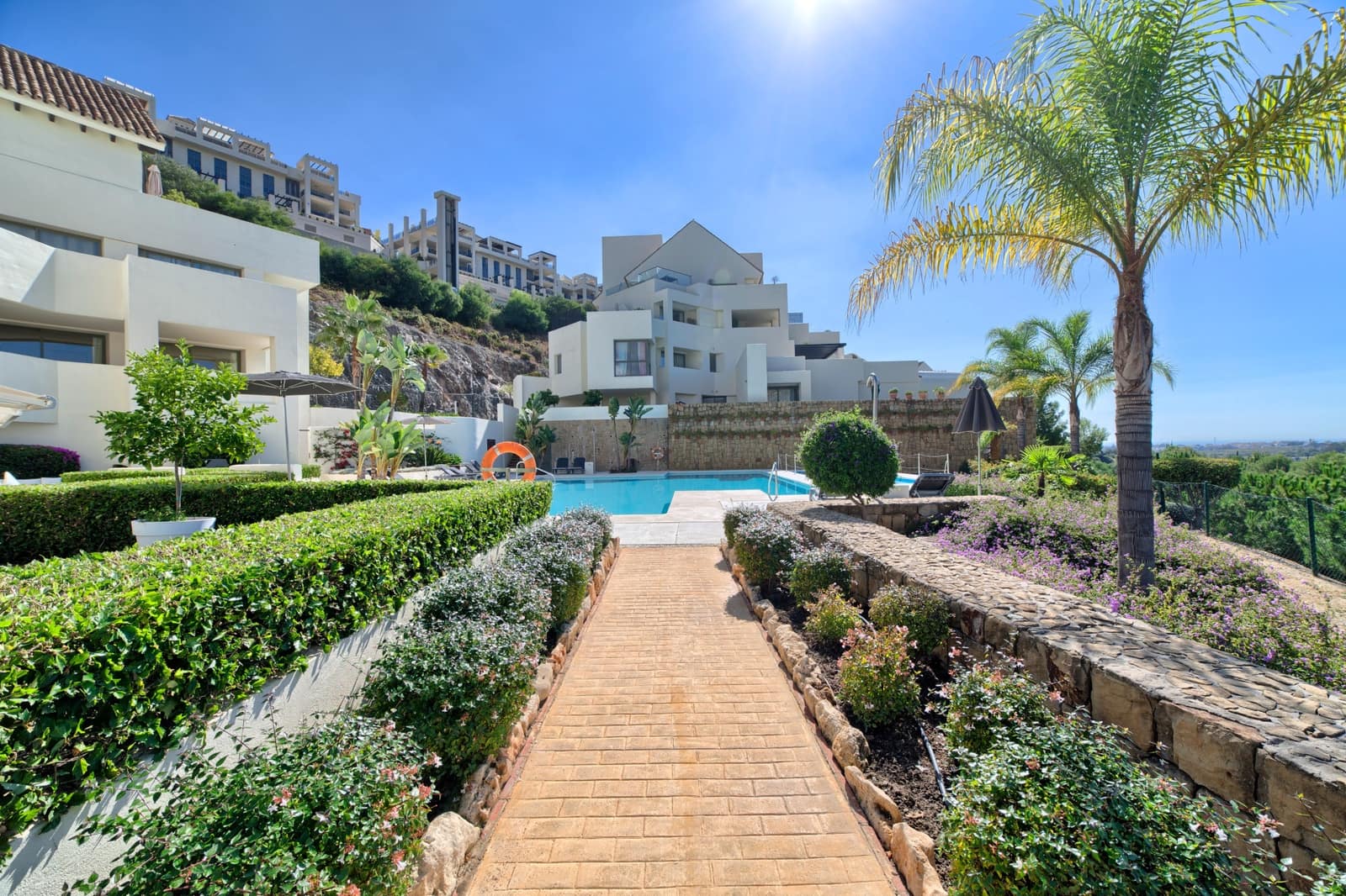 3 bedroom Penthouse for sale in Los Flamingos with pool garage - € 1,075,000 (Ref: 8697997)
