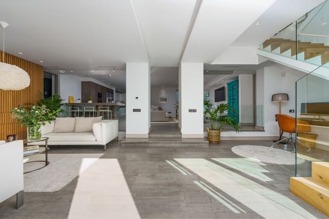 6 slaapkamer Villa te koop in Marbella met zwembad garage - € 2.190.000 (Ref: 8697998)