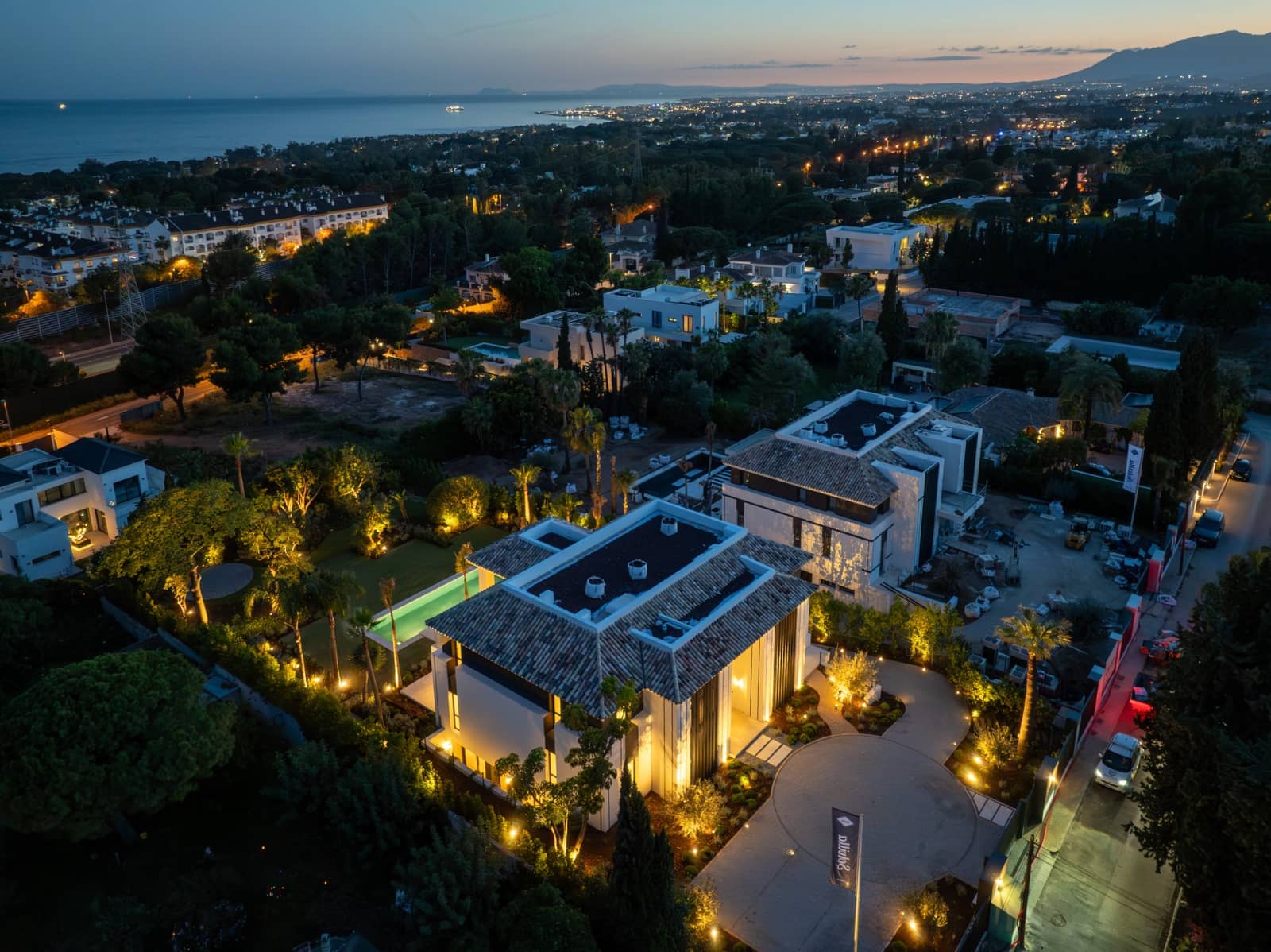 6 bedroom Villa for sale in Marbella with pool garage - € 9,300,000 (Ref: 8702805)