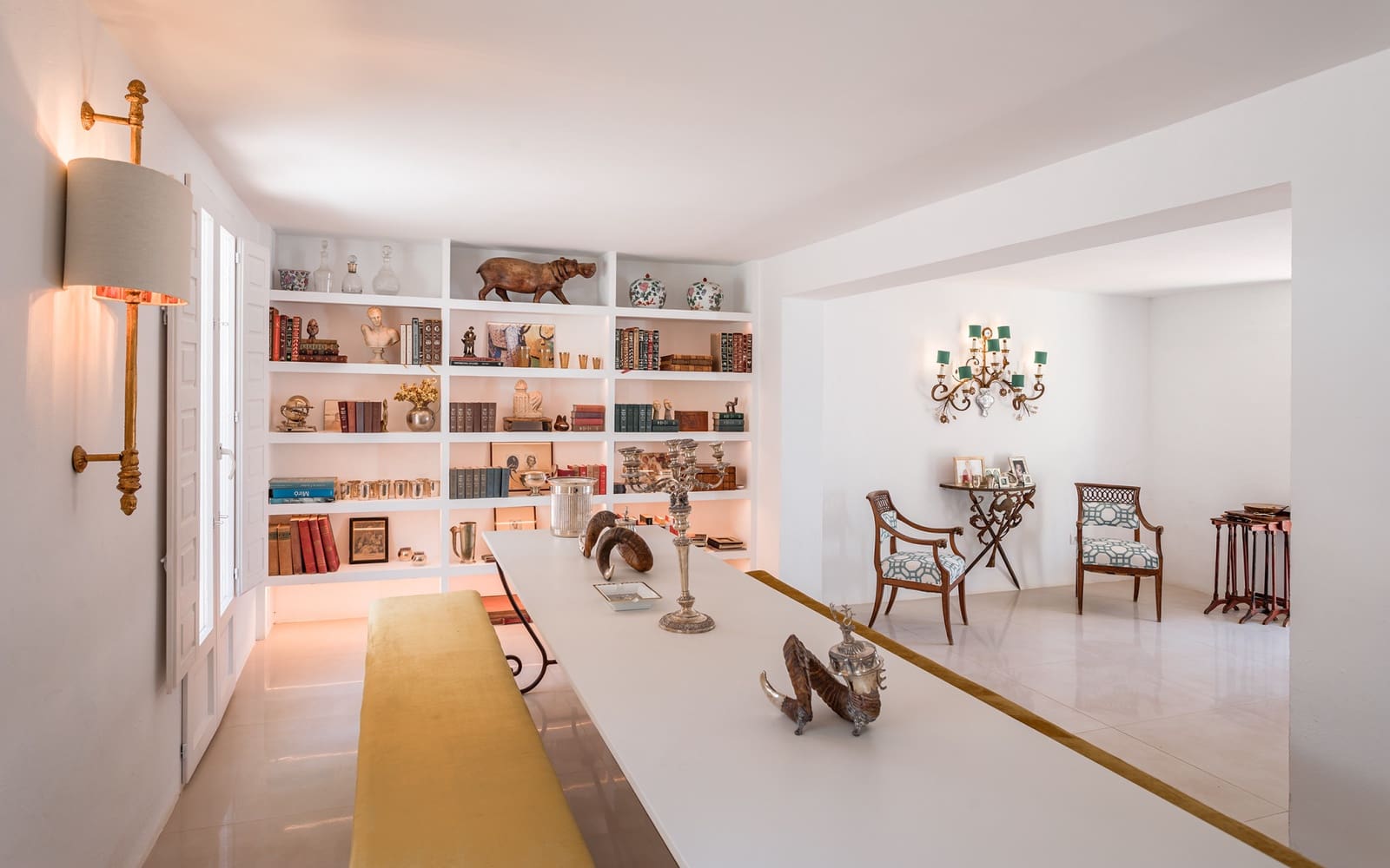 3 camera da letto Villa da affittare in Istan con piscina garage - 8.500 € (Rif: 8719235)