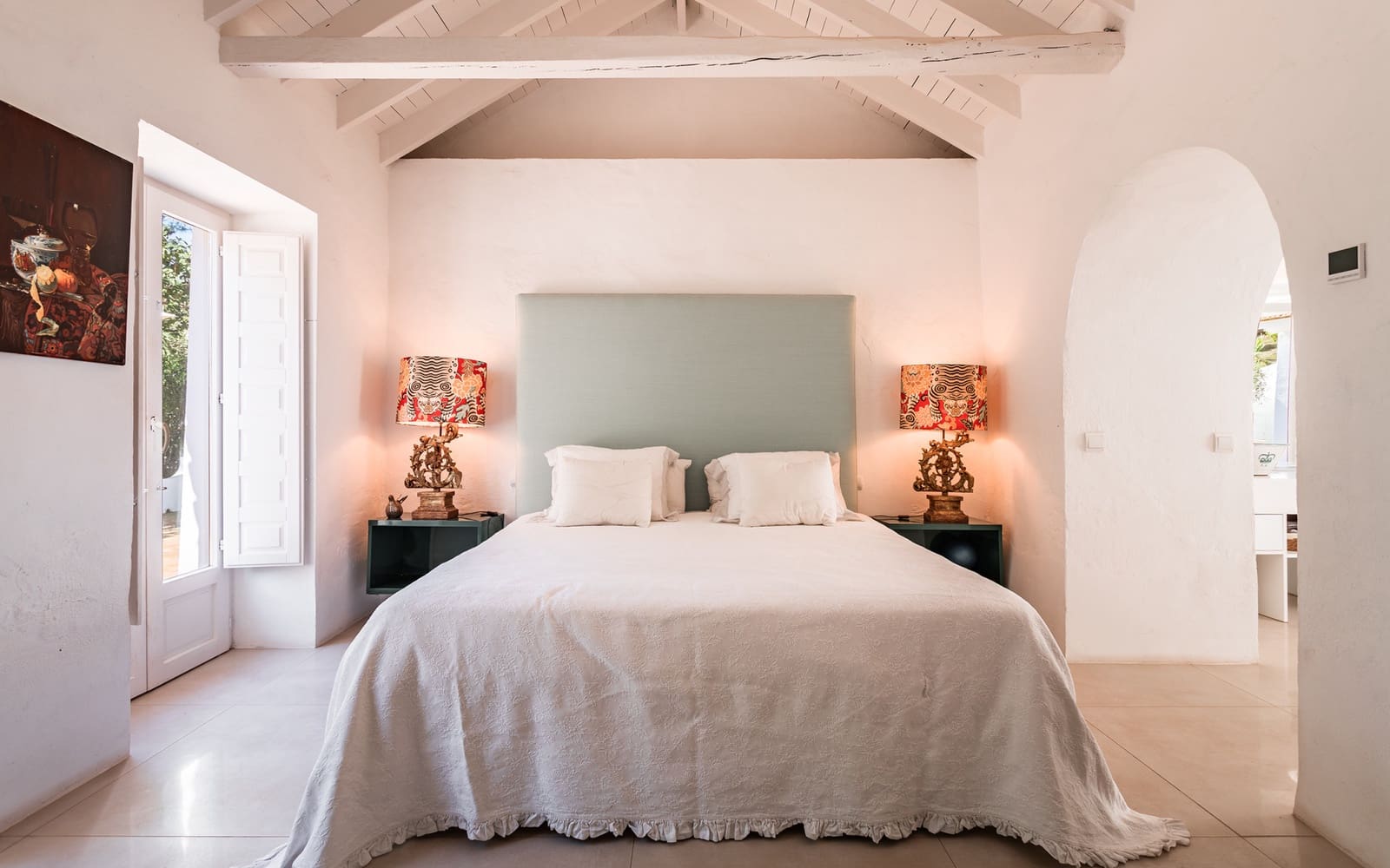 3 camera da letto Villa da affittare in Istan con piscina garage - 8.500 € (Rif: 8719235)