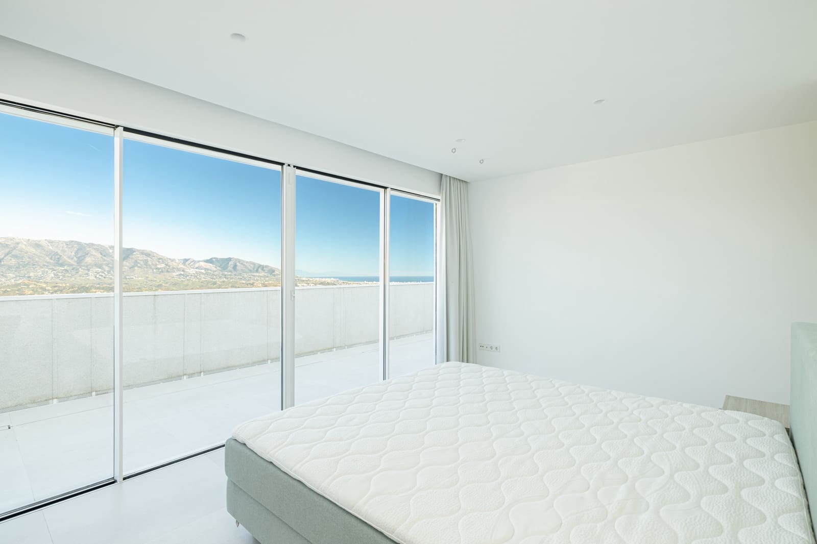 6 Zimmer Villa zu verkaufen in Marbella mit Pool Garage - 3.500.000 € (Ref: 8741543)