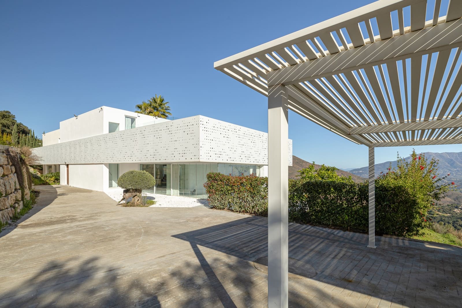 6 Zimmer Villa zu verkaufen in Marbella mit Pool Garage - 3.500.000 € (Ref: 8741543)