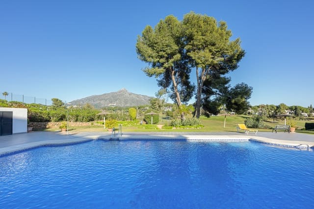 3 slaapkamer Huis te koop in Nueva Andalucia, Marbella met zwembad garage - € 1.595.000 (Ref: 8757837)