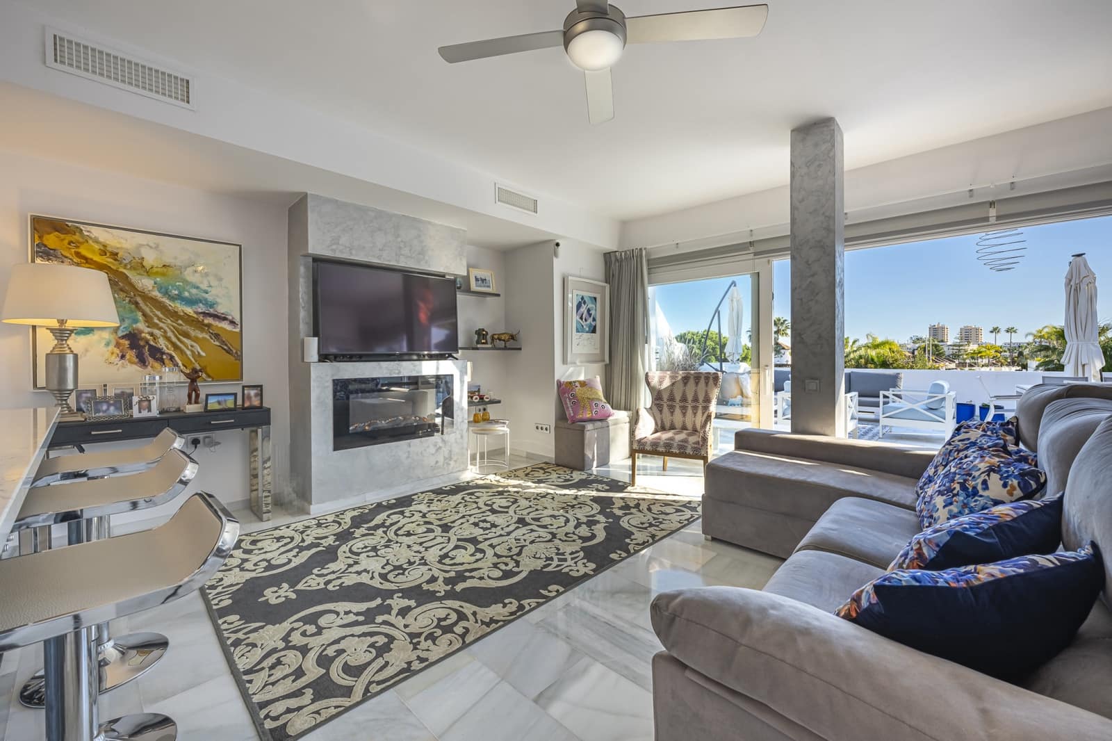 3 bedroom Townhouse for sale in Nueva Andalucia with pool garage - € 1,595,000 (Ref: 8757837)