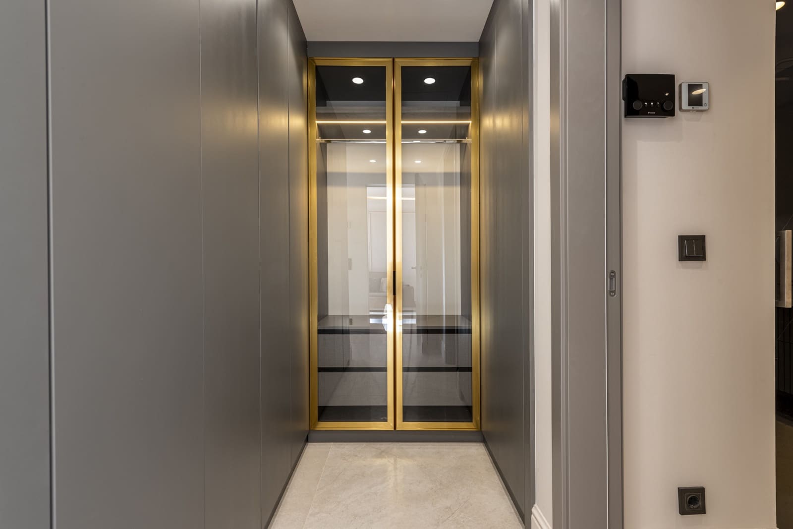 3 Zimmer Apartment zu verkaufen in Estepona mit Pool Garage - 1.550.000 € (Ref: 8792200)