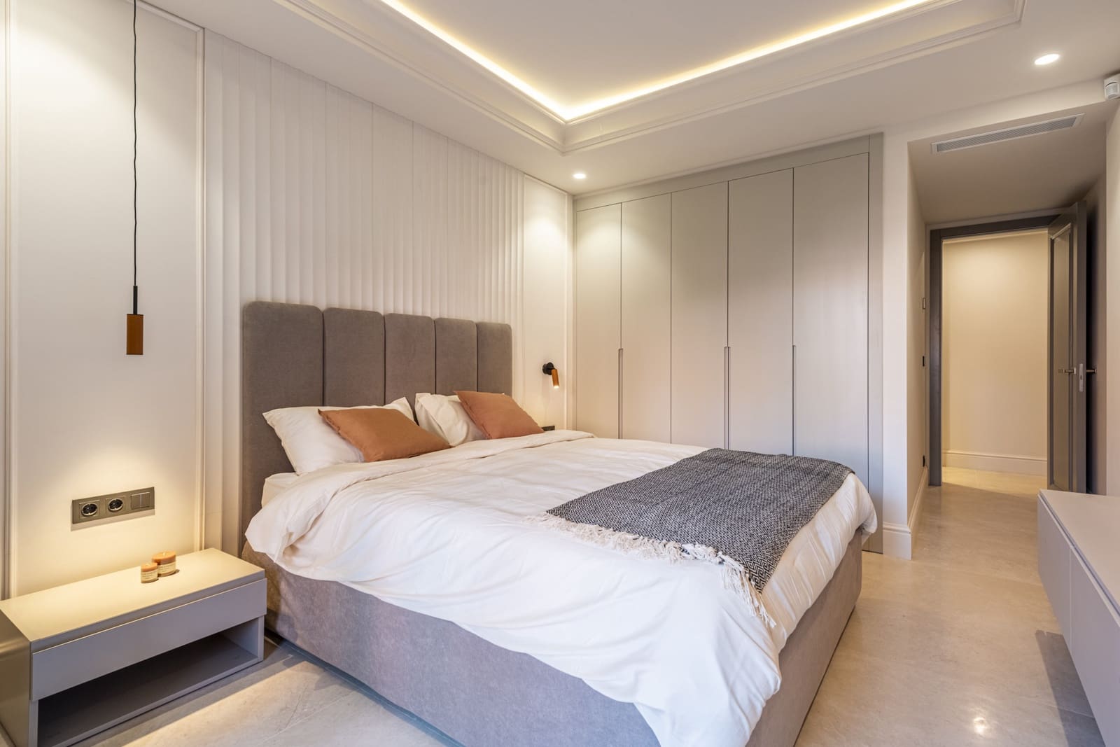 3 Zimmer Apartment zu verkaufen in Estepona mit Pool Garage - 1.550.000 € (Ref: 8792200)