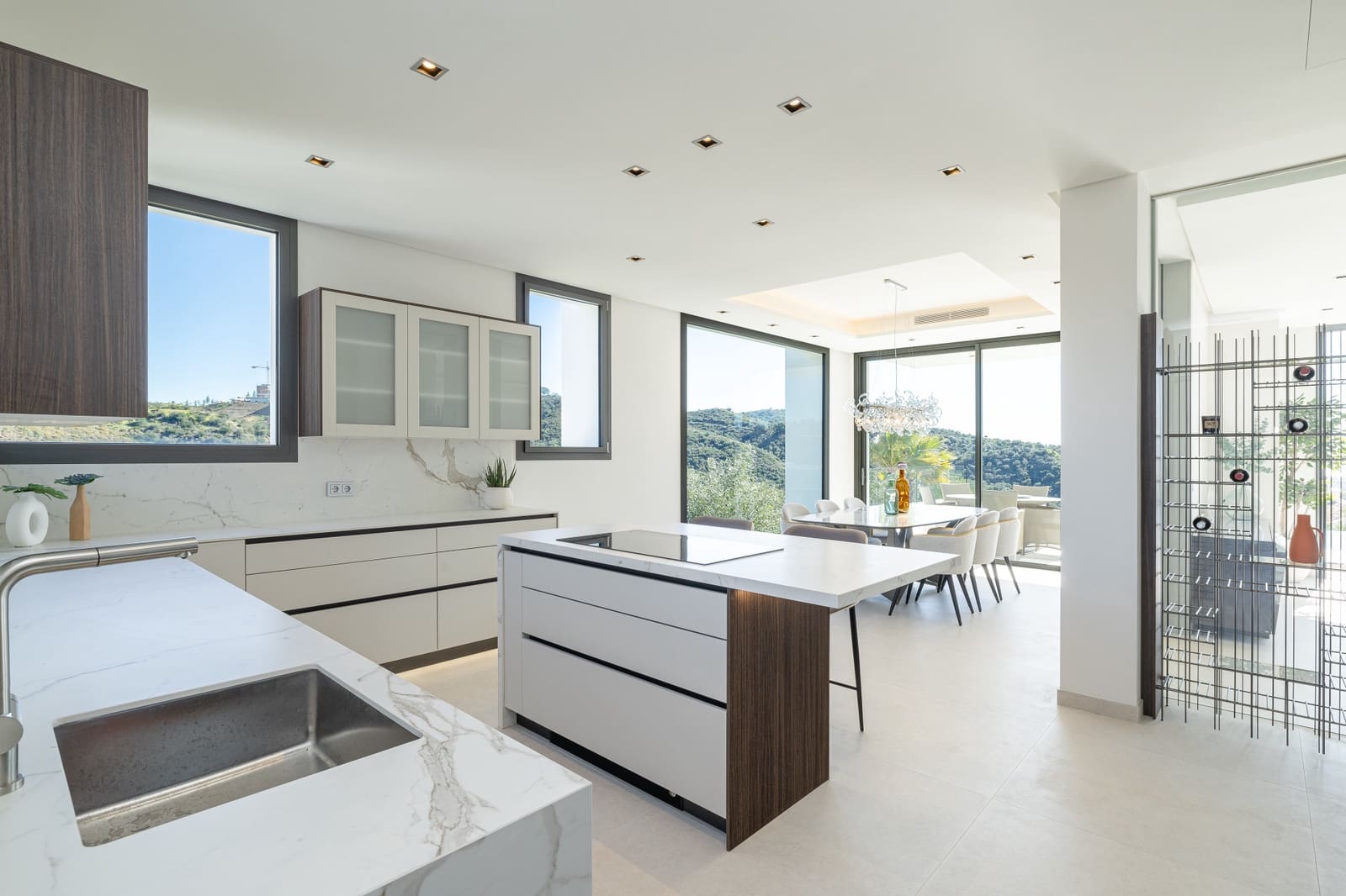 6 slaapkamer Villa te koop in Benahavis met zwembad garage - € 4.695.000 (Ref: 8809630)