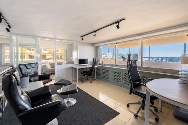 Gewerbe zu verkaufen in Marbella mit Pool - 595.000 € (Ref: 8817474)