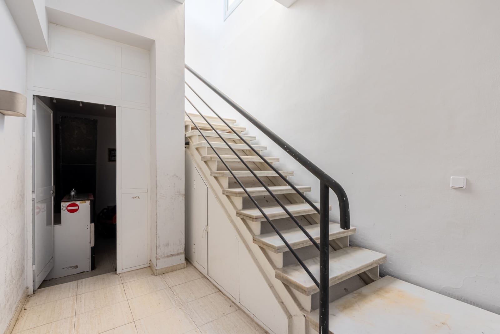 Comercial para venda em Marbella com piscina - 595 000 € (Ref: 8817474)
