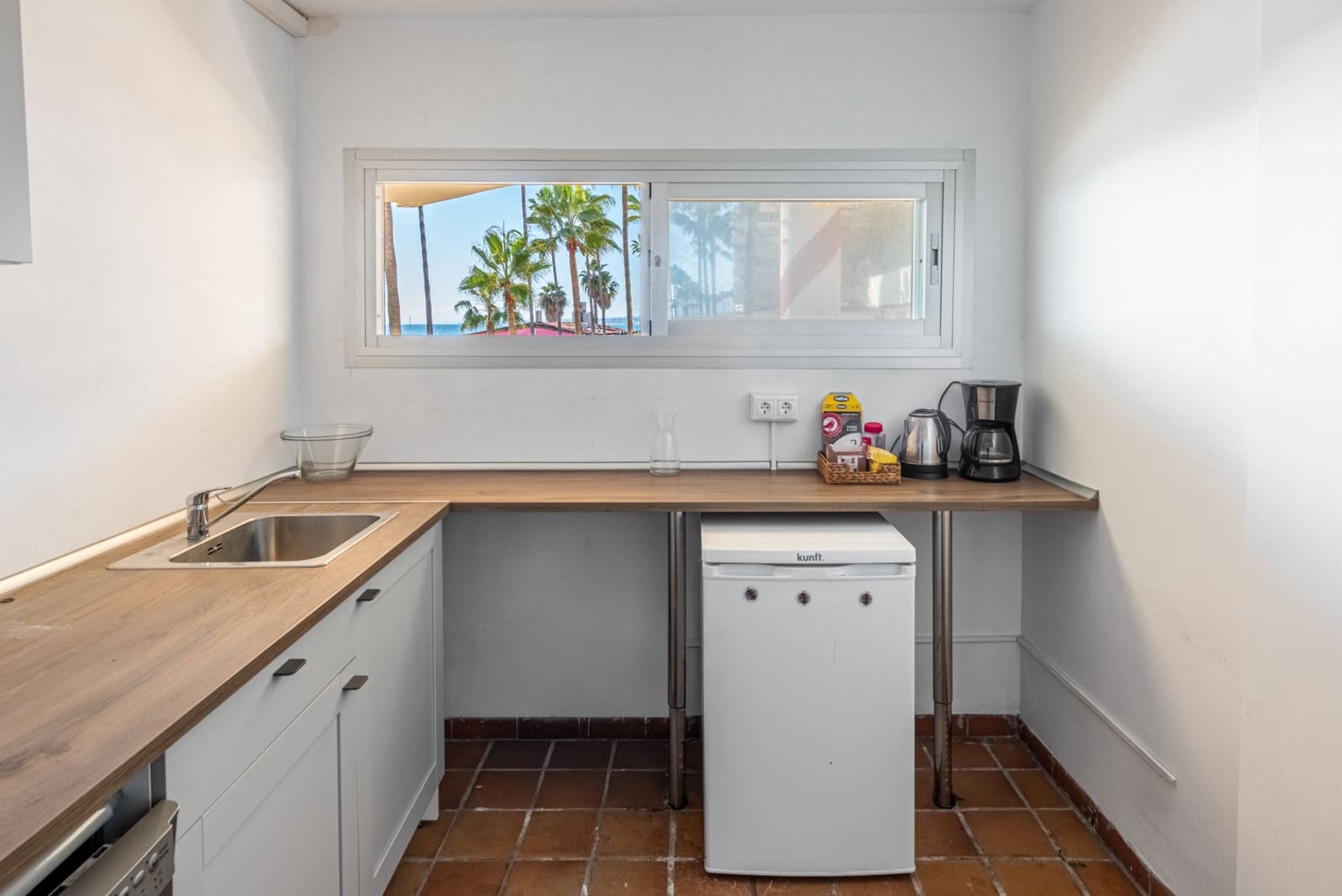 Comercial para venda em Marbella com piscina - 595 000 € (Ref: 8817474)
