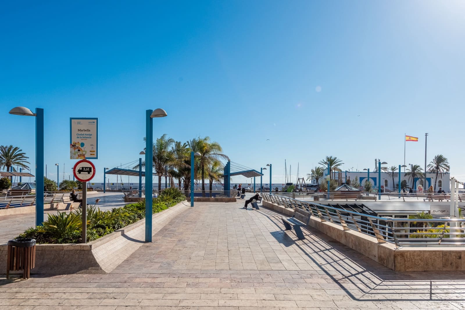 Comercial para venda em Marbella com piscina - 595 000 € (Ref: 8817474)