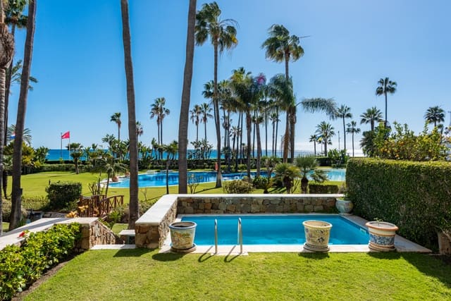 Apartamento de 3 habitaciones en Marbella en venta con piscina garaje - 3.850.000 € (Ref: 8817475)