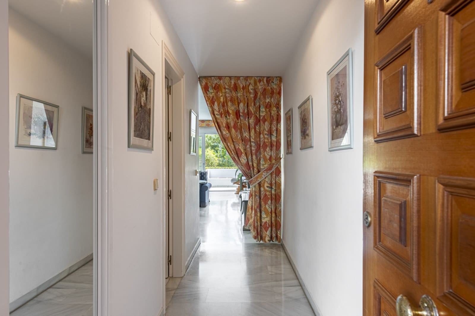 2 bedroom Apartment for sale in Marbella with pool garage - € 1,500,000 (Ref: 8822204)