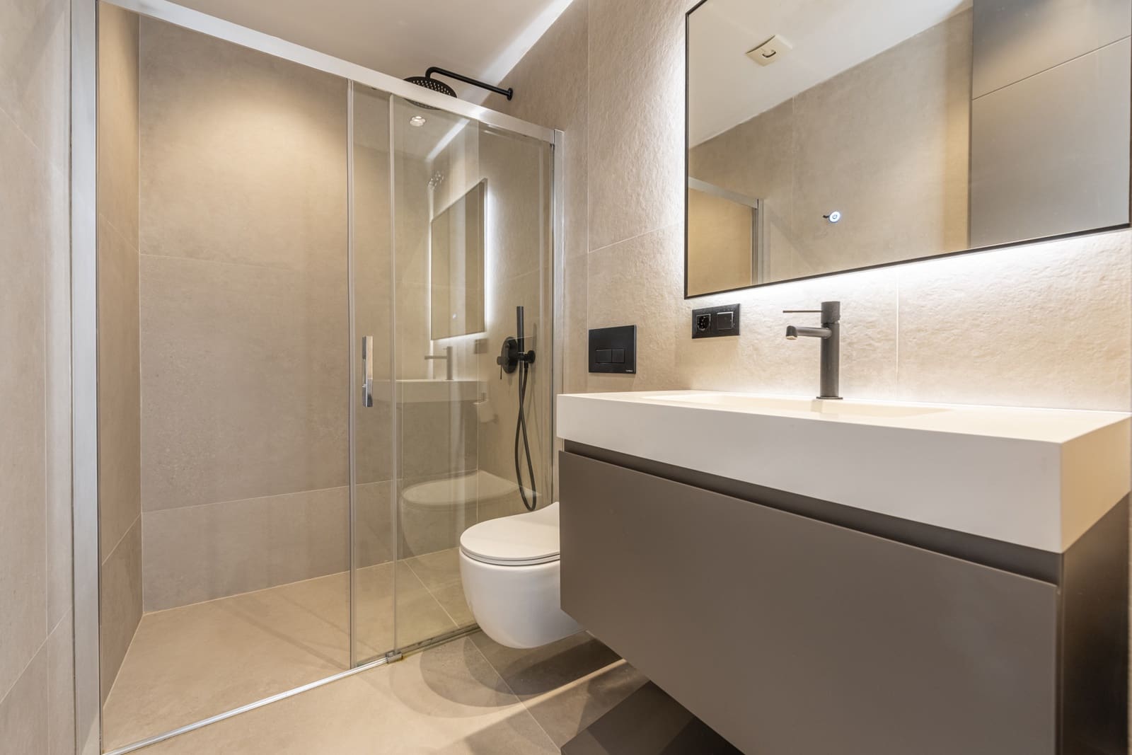 4 soverom Hus til salgs i La Quinta med svømmebasseng garasje - € 1 495 000 (Ref: 8834599)