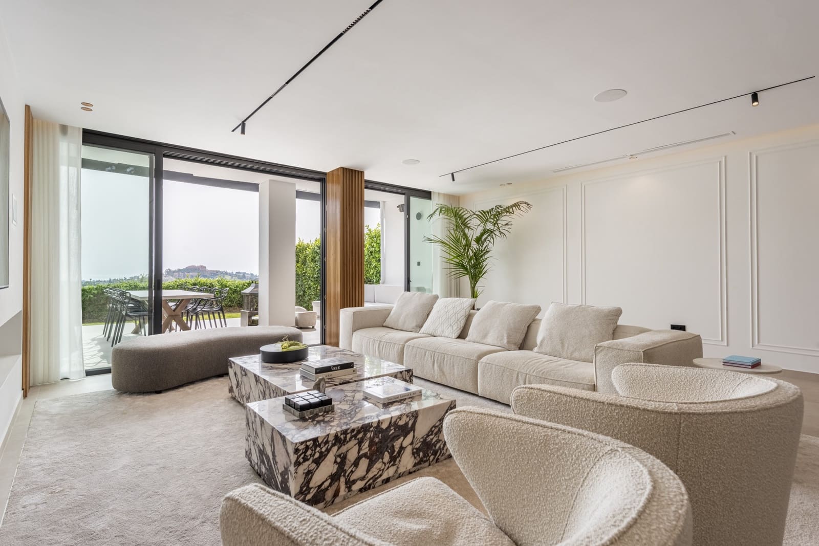 4 soverom Hus til salgs i La Quinta med svømmebasseng garasje - € 1 495 000 (Ref: 8834599)