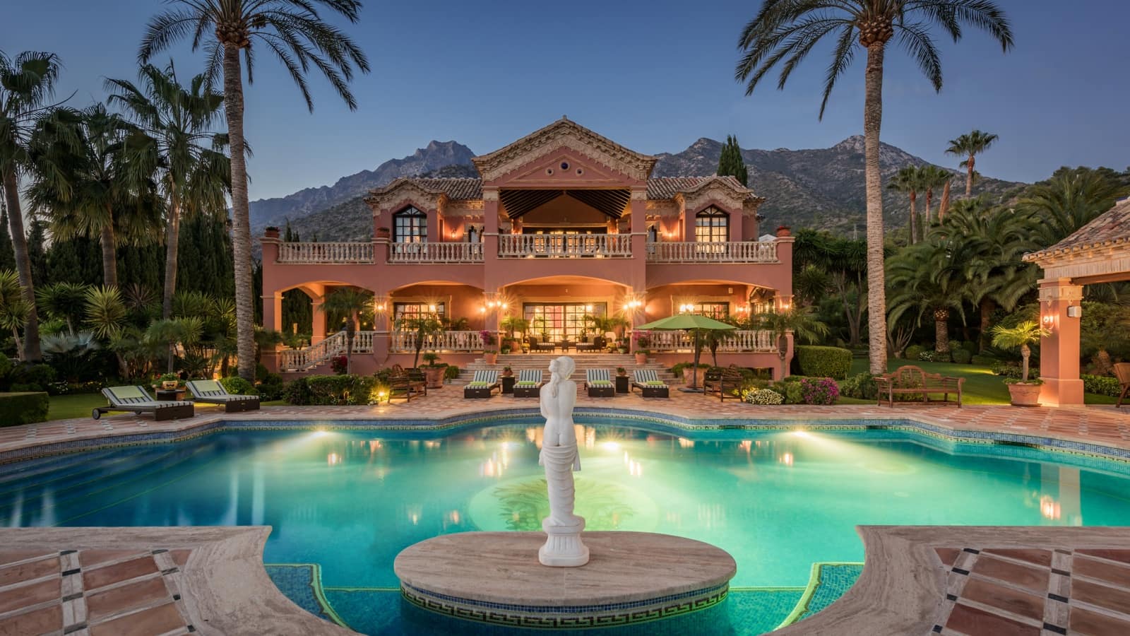 6 slaapkamer Villa te koop in Marbella met zwembad garage - € 15.000.000 (Ref: 8849730)