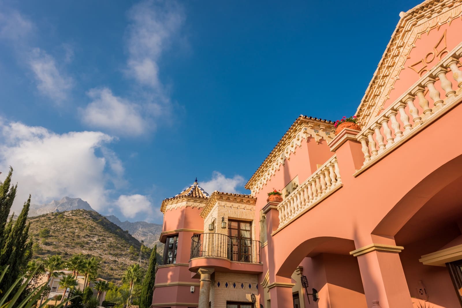 6 slaapkamer Villa te koop in Marbella met zwembad garage - € 15.000.000 (Ref: 8849730)