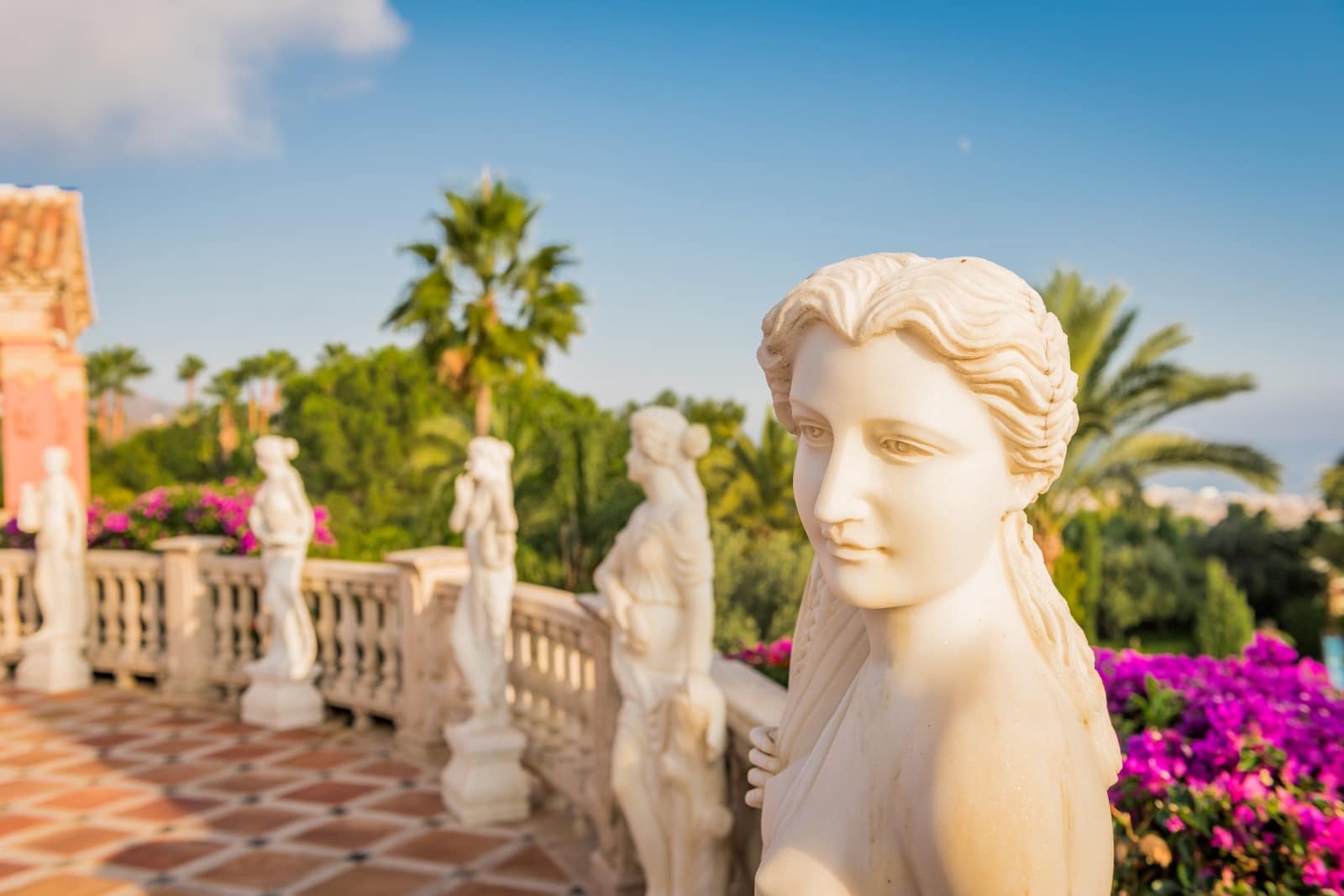 6 slaapkamer Villa te koop in Marbella met zwembad garage - € 15.000.000 (Ref: 8849730)