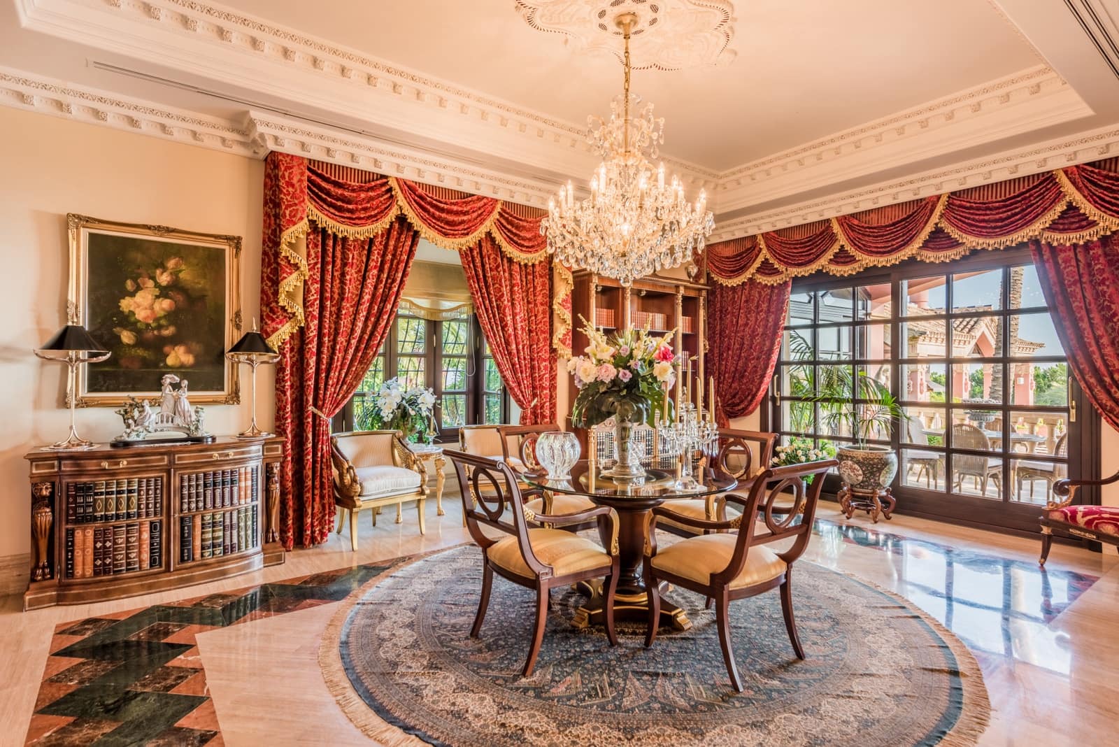 6 slaapkamer Villa te koop in Marbella met zwembad garage - € 15.000.000 (Ref: 8849730)