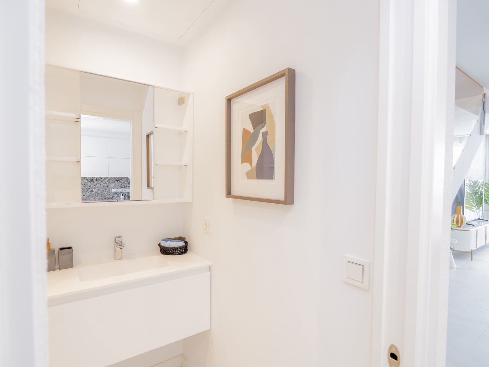 4 bedroom Townhouse for sale in Marbella with pool garage - € 945,000 (Ref: 8874381)