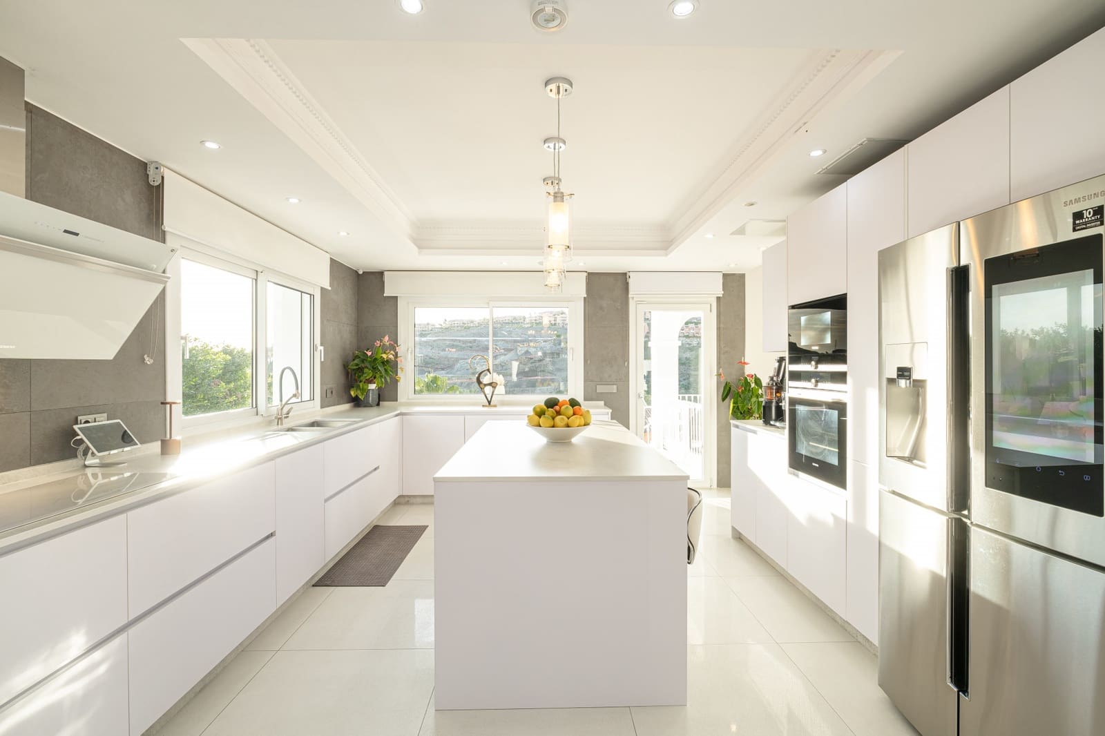 5 soveværelse Villa til salg i Benahavis med swimmingpool garage - € 2.750.000 (Ref: 8874382)